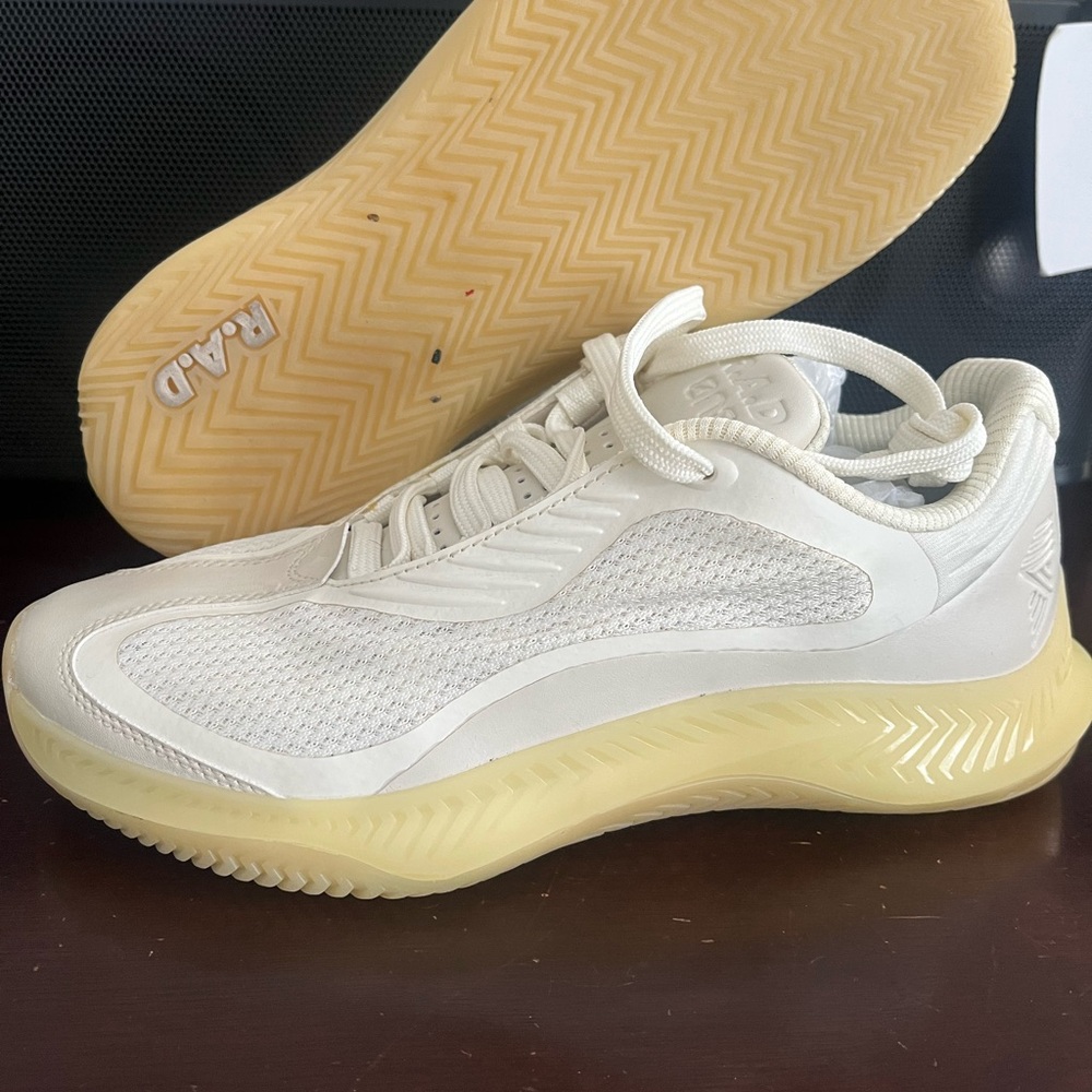 RAD Women's Athletic Shoes - Cream